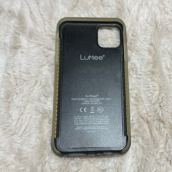 LuMee ring light phone case - Picture 4 of 4